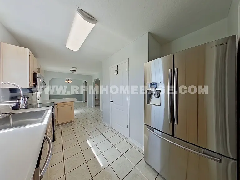 2030 Vizcaya Dr — Photo 4