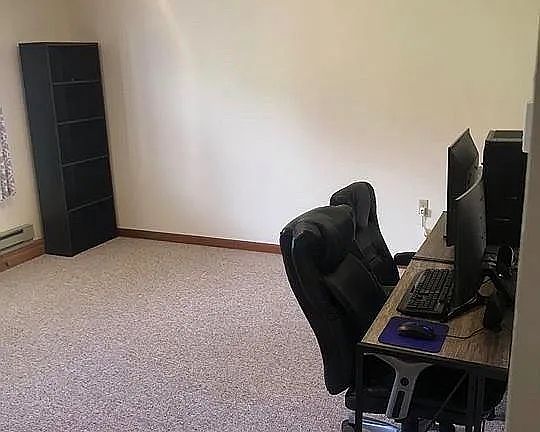 Bedroom can be used as office space
(more photos coming soon)