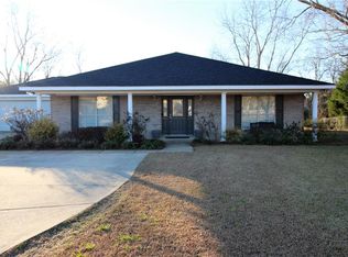 8940 Clover Ct, Theodore, AL 36582