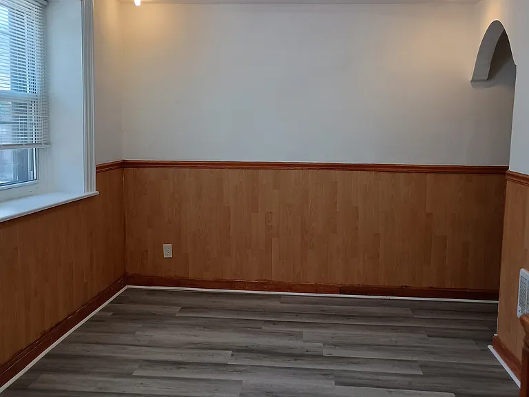 432 Magee Ave — Photo 2