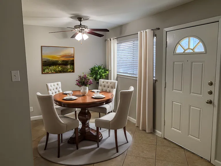 Verano at the Heights Apartments — Photo 18