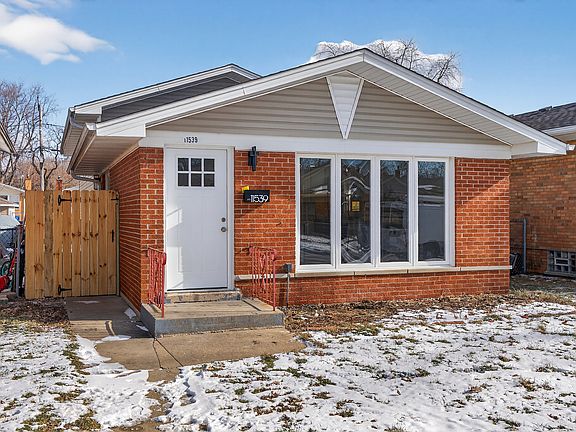 2nd image of 11539 S Carpenter St