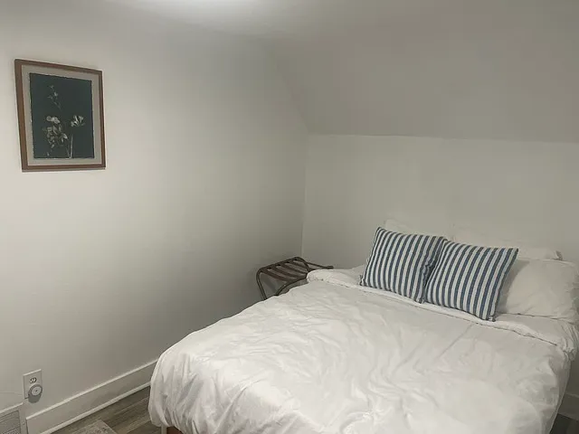 555 Franklin Ave — Photo 6