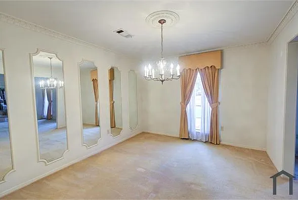 16318 Southampton Dr — Photo 18