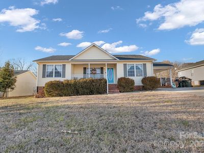 603 Helms Dr, Lowell, NC, 28098