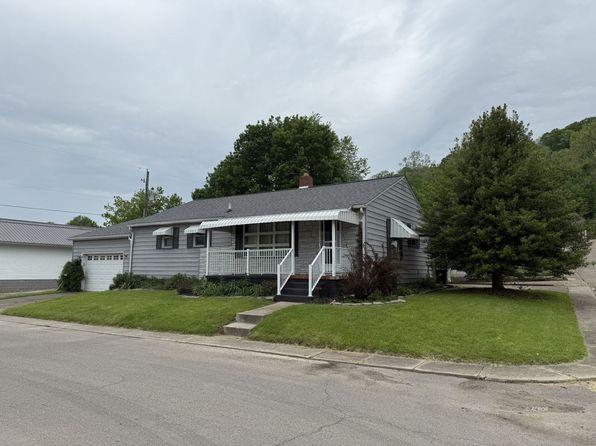 1099 Teodora Ave, Gallipolis, OH 45631