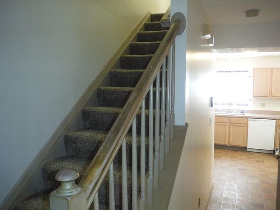 3rd image of 3297 Westerville Woods Dr
