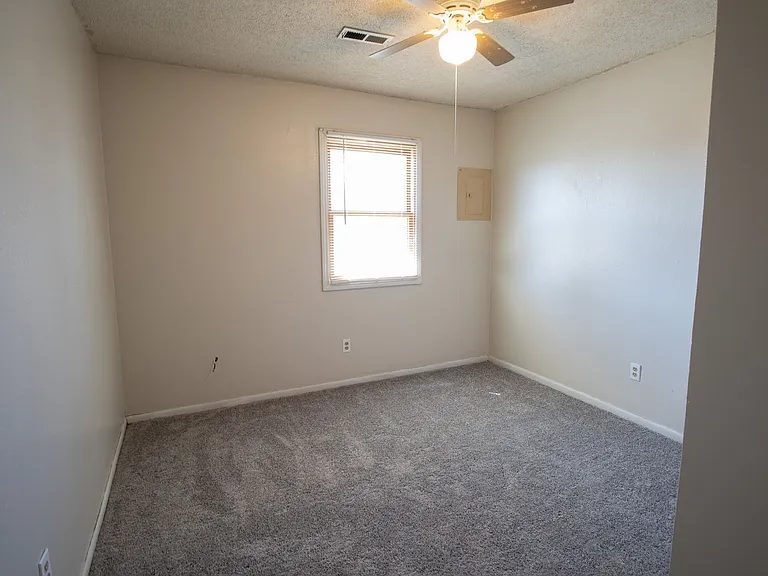 3604 Greeley Dr #A-B — Photo 9