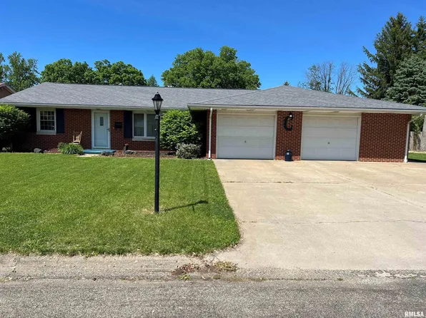 832 E Washington St, Havana, IL 62644