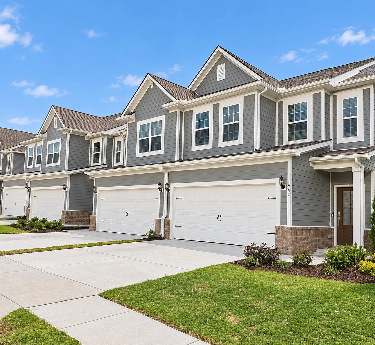 3 bed, 2.5 bath, 1673 sqft, $2,095 — Photo 4