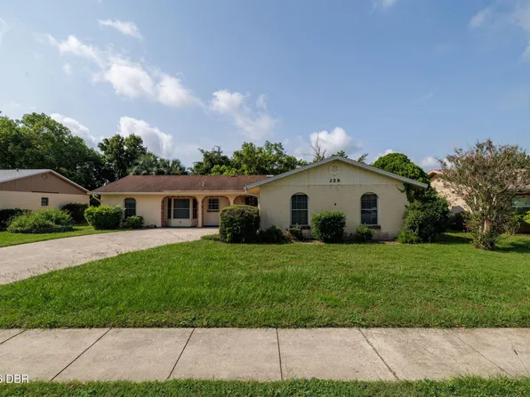 229 Georgetowne Blvd, Daytona Beach, FL 32119