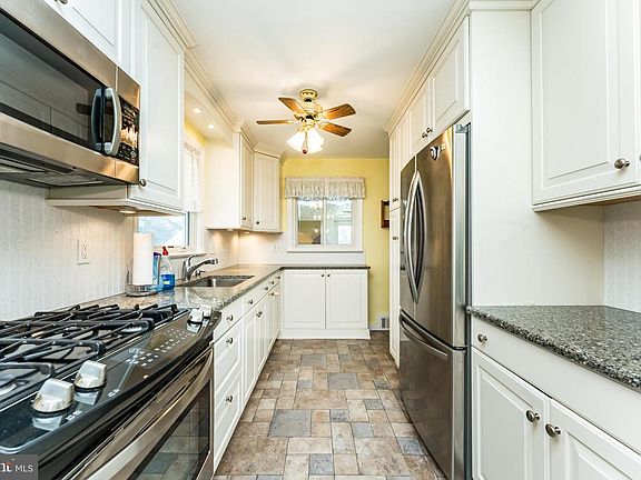 5th image of 43 Craven Ln