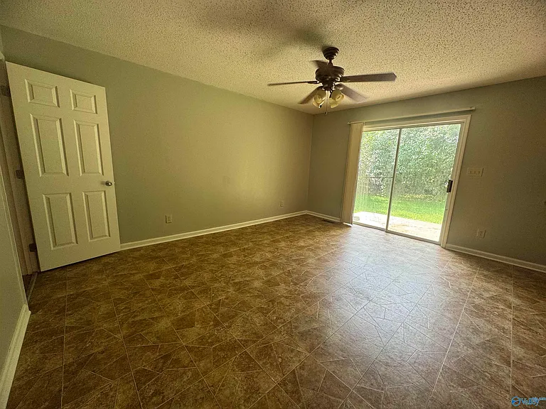 4718 Rutledge Dr NW — Photo 20