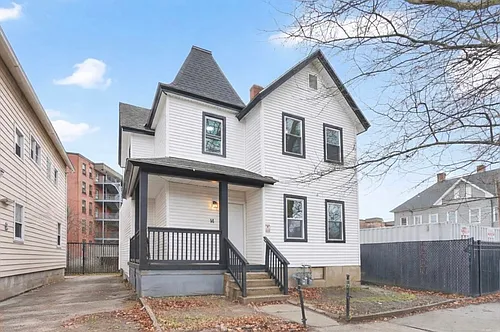 14 Adams St Photo 1