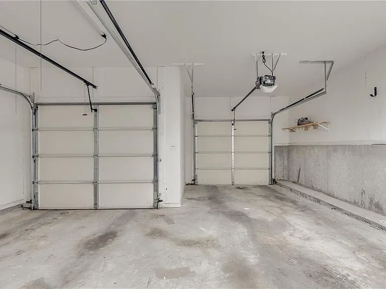 1387 Village Creek Cir — Photo 30