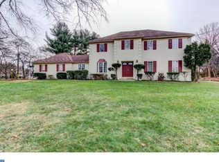 95 Roberts Rd, Newtown Square, PA 19073