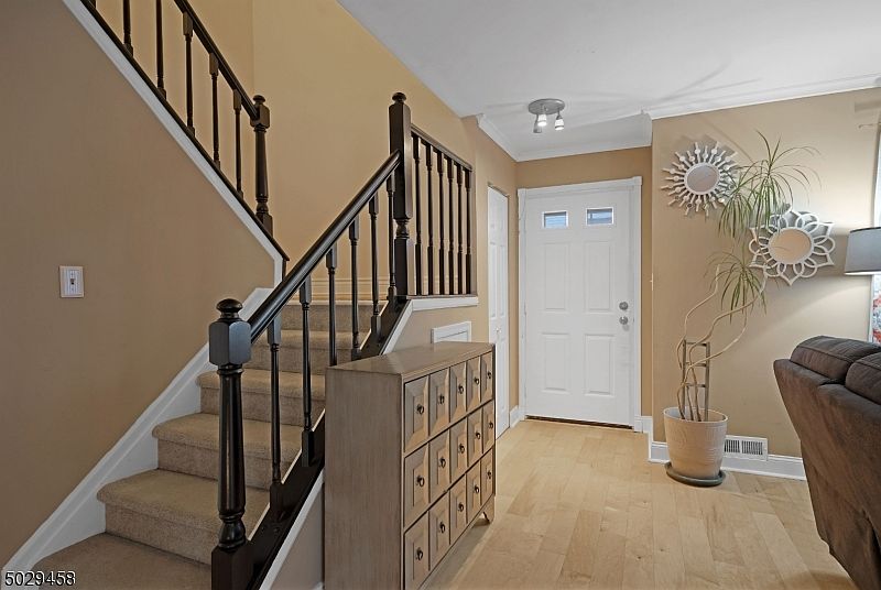 61 Almond Dr, Somerset, NJ 08873 Zillow