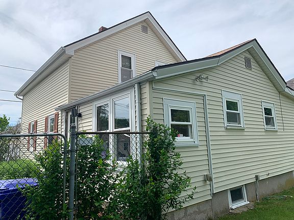 5th image of 30 Granite St