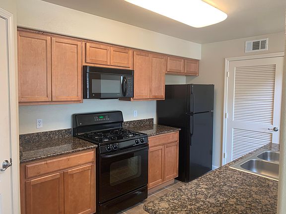 2nd image of 2480 San Marco St