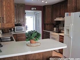 3rd image of 1042 Palos Verdes Dr