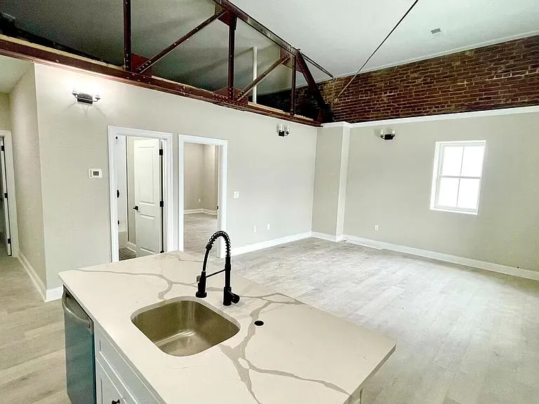 344 Conarroe St #2 — Photo 3