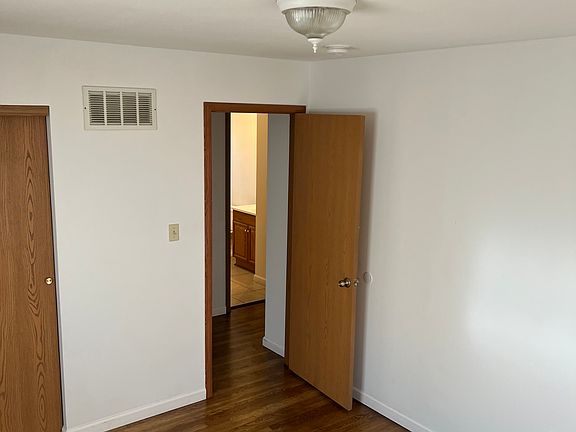4th image of 517 Yale Blvd #517