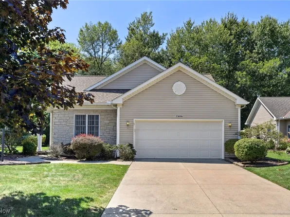 33890 Mapleridge Blvd, Avon, OH 44011