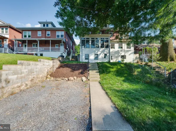 657 State St, Hamburg, PA 19526