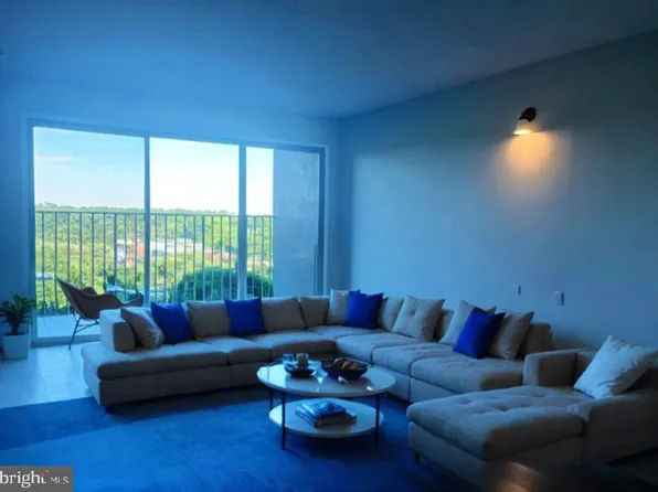 9200 Edwards Way APT 1010, Hyattsville, MD 20783