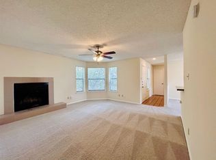 8911 Schick Rd APT D, Austin, TX 78729