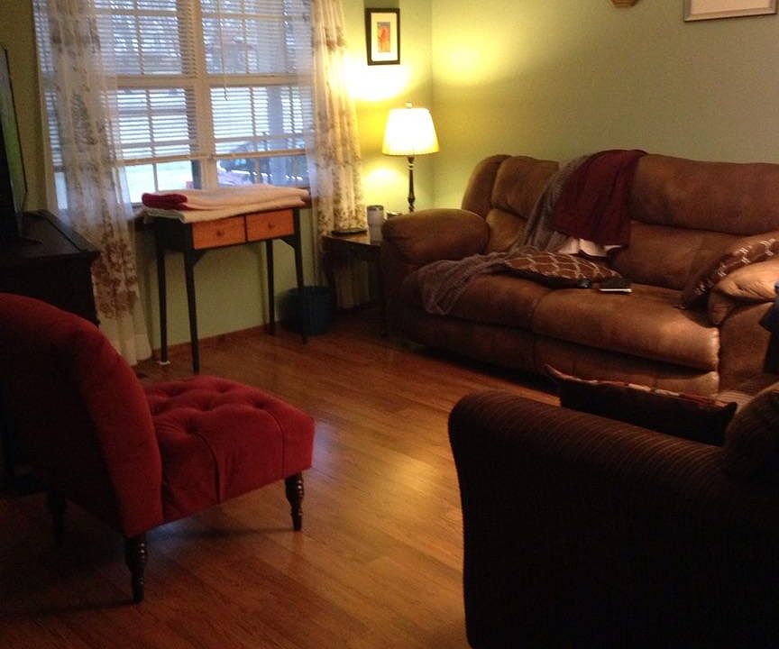 2nd image of 1313 Meadowbrook Dr