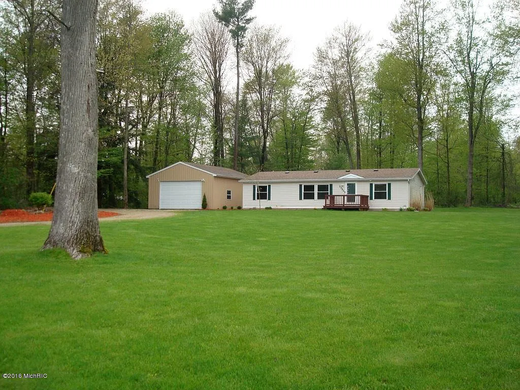 13523 Willow Ave photo 1