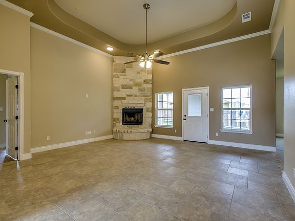 4th image of 834 Lodge Creek Dr