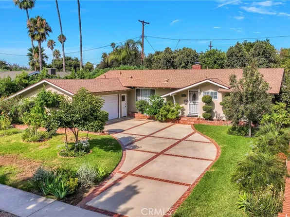 8515 Remmet Ave, Canoga Park, CA 91304