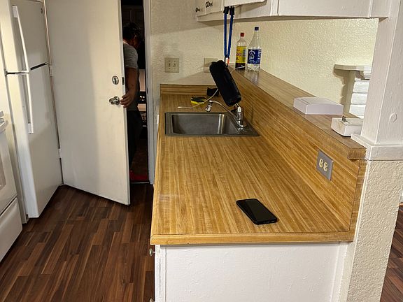 5th image of 700 McCoy Ct APT 16
