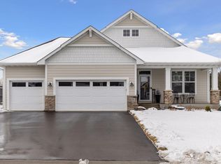 10250 Arrowwood Path, Woodbury, MN 55129