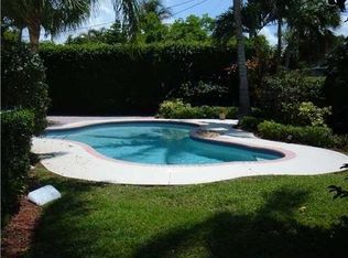 1025 SW 12th Ter, Boca Raton, FL 33486