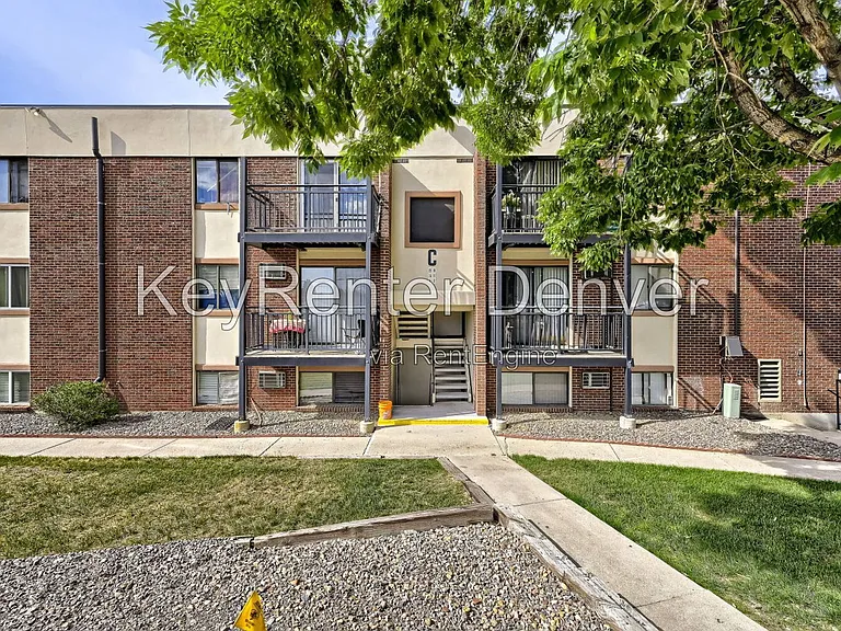 5995 W Hampden Ave #C20 — Photo 2