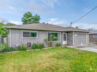 1075 33rd Ave, Longview, WA 98632