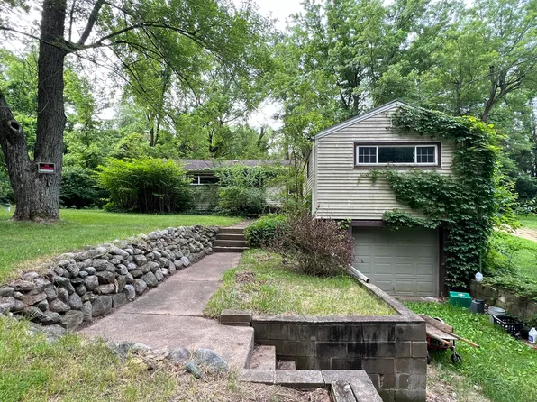1421 N Philip Rd, Niles, MI 49120