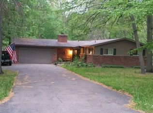 5201 Chickasaw Trl, Flushing, MI 48433