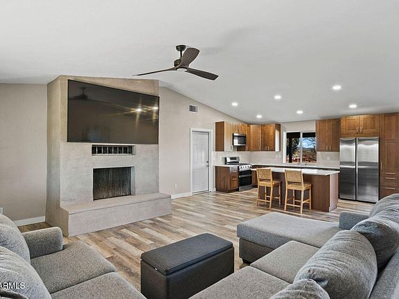 5th image of 51718 W Donald Road