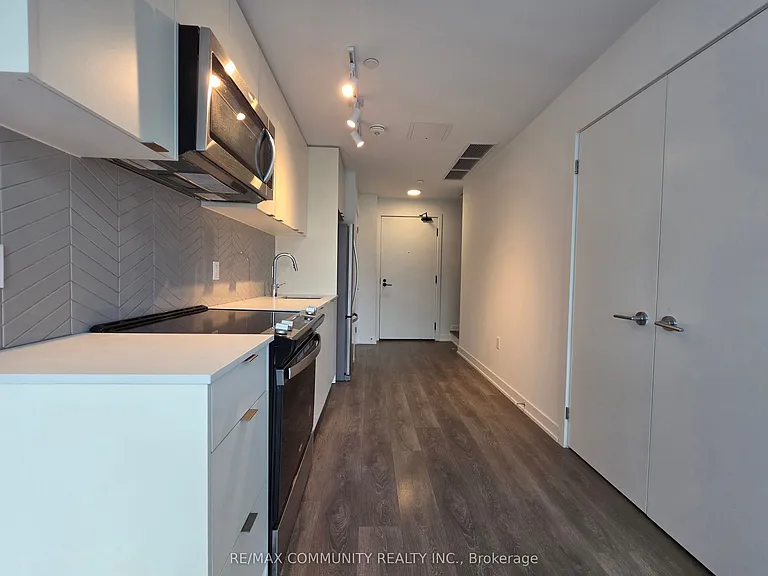 1610 Charles St #164 — Photo 9