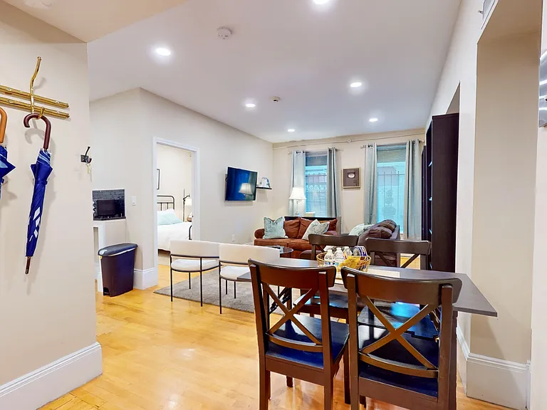 290 Beacon St #3A — Photo 13