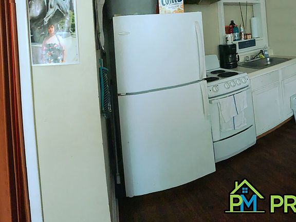 2nd image of 4724 Princeton Ave #1