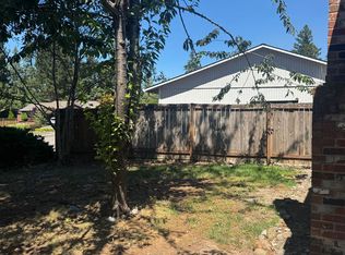 39560 Gary St APT 24, Sandy, OR 97055