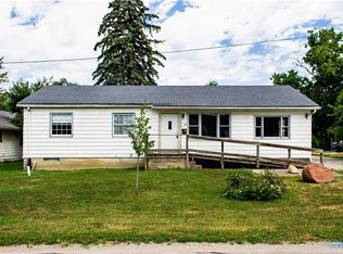 200 Hilton Ave, Defiance, OH 43512