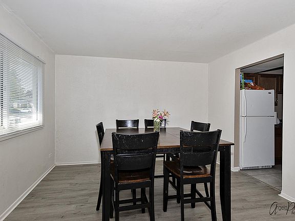 4th image of 1012 Sandpiper Ct