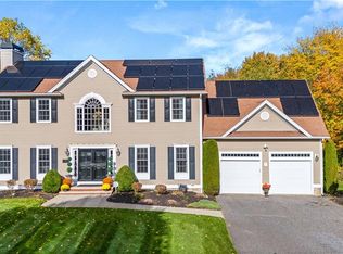 17 Sassafras Rd, Rehoboth, MA 02769