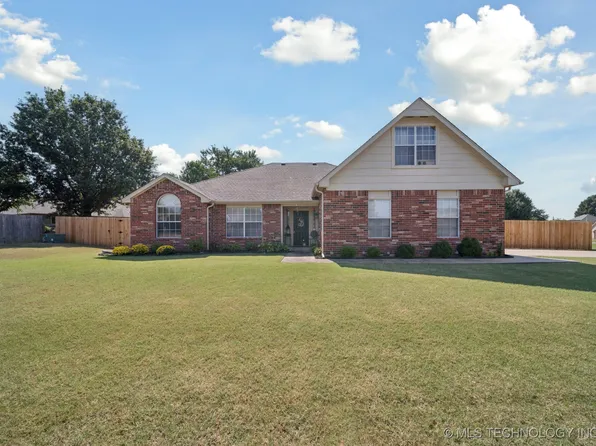 9911 N 116th East Ave, Owasso, OK 74055